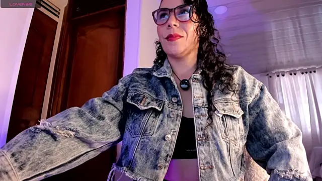 mia velvet1 online show from April 2026 01:48:01 PM