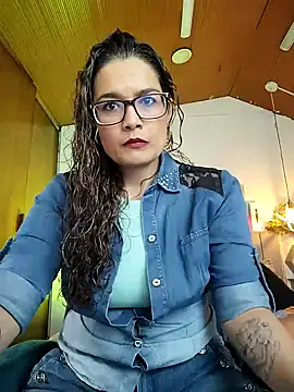 Rose Thompson1 online show from October 2025 01:34:02 PM