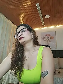 Rose Thompson1 online show from July 2026 01:21:02 PM