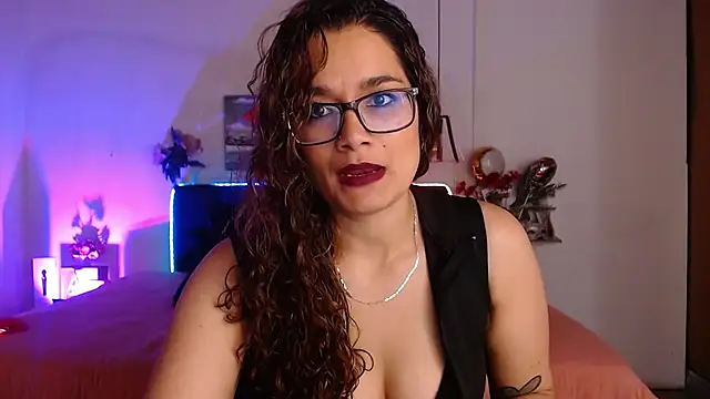 Rose Thompson1 online show from October 2025 01:57:02 PM