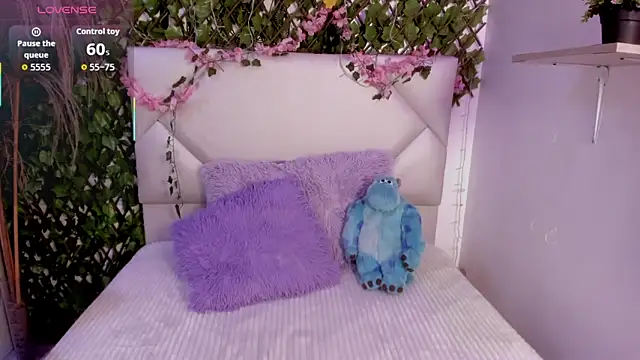 Abby Piink online show from November 2025 03:45:02 PM