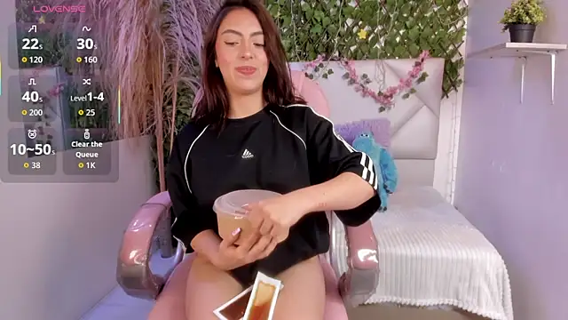 Abby Piink online show from November 2025 03:12:02 PM