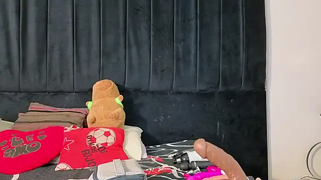 Snapshot of megan_stathann chatting on November 2025 08:24:02 PM megan stathann online show from November 2025 08:24:02 PM