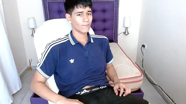 Snapshot of jettdread chatting on March 2025 05:58:01 PM jettdread online show from March 2025 05:58:01 PM