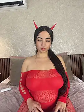 alisonnwalker2025 online show from July 2026 01:19:01 PM
