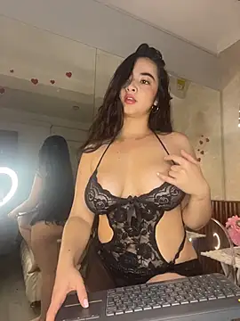 alisonnwalker2025 online show from March 2026 01:05:01 PM