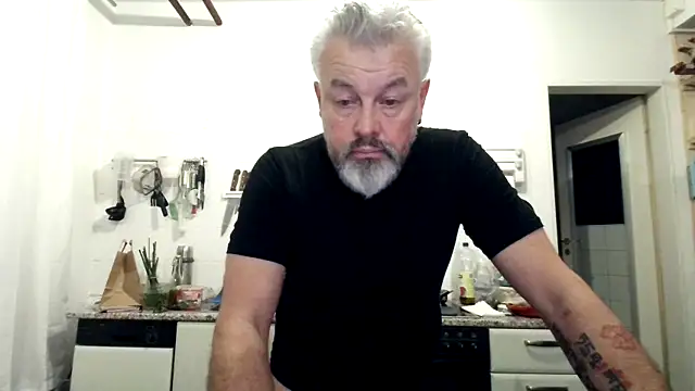 Berg Boy online show from January 2026 05:11:02 AM