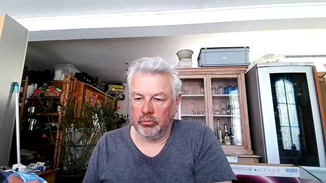 Berg Boy online show from March 2025 11:23:01 AM