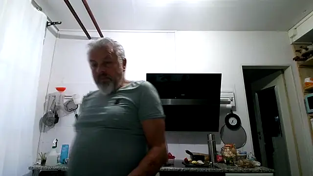 Berg Boy online show from May 2026 03:36:02 AM