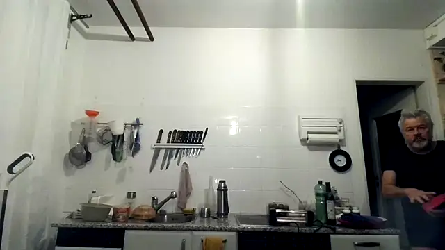 Berg Boy online show from December 2025 08:42:02 PM