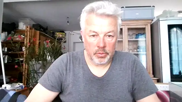 Berg Boy online show from March 2025 12:04:02 PM