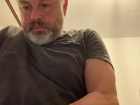 Berg Boy online show from November 2025 05:33:01 AM