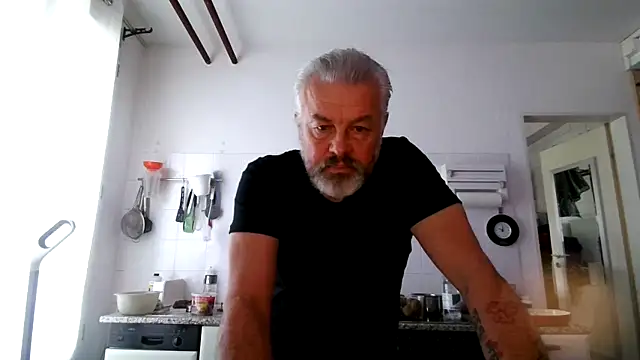 Berg Boy online show from November 2025 08:59:02 AM