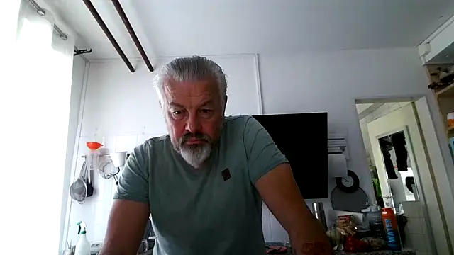 Berg Boy online show from May 2026 06:53:01 AM