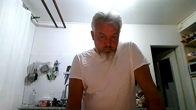 Berg Boy online show from April 2026 09:17:02 PM