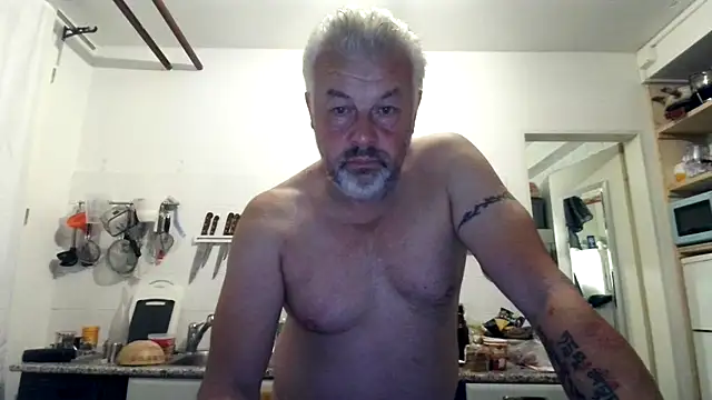 Berg Boy online show from September 2025 03:17:01 AM