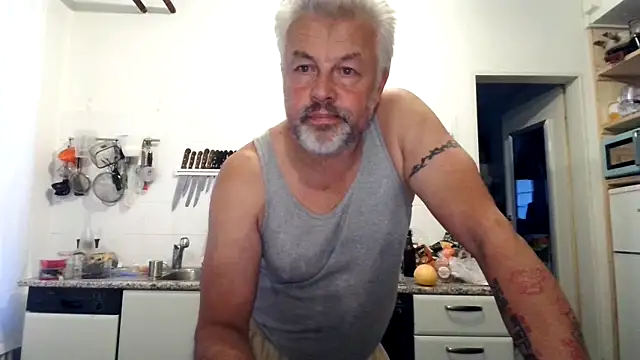 Berg Boy online show from September 2025 05:25:01 PM