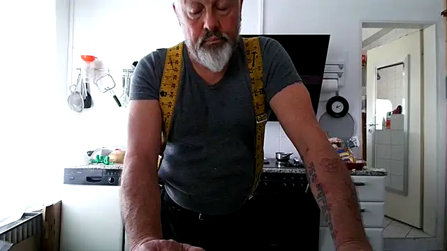 Berg Boy online show from March 2026 11:09:01 AM