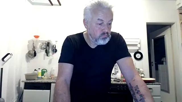 Berg Boy online show from November 2025 05:33:02 AM