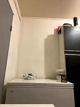 Hugo34bg online show from November 2025 02:59:01 AM