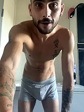 Hugo34bg online show from October 2025 01:11:01 PM