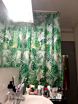 Snapshot of Hugo34bg chatting on January 2026 04:27:02 AM Hugo34bg online show from January 2026 04:27:02 AM