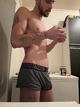 Snapshot of Hugo34bg chatting on February 2026 05:14:02 AM Hugo34bg online show from February 2026 05:14:02 AM