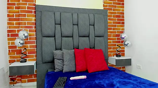 amaraamoon online show from March 2025 12:18:02 PM