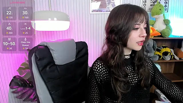 Miyuki wolf online show from October 2025 08:32:02 PM