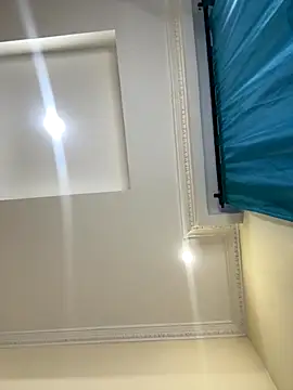 Ivelleee  online show from November 2025 10:42:01 PM