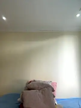 Ivelleee  online show from January 2026 08:01:01 PM