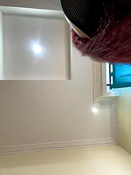 Ivelleee  online show from November 2025 09:26:02 PM