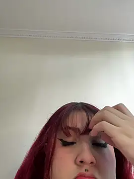 Ivelleee  online show from January 2026 04:54:02 PM