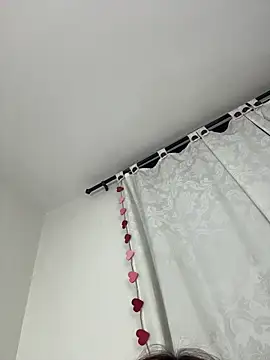 Ivelleee  online show from February 2026 11:20:02 AM