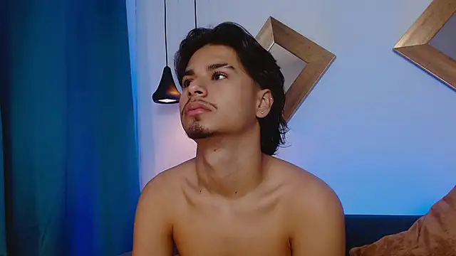 MathewAdams online show from November 2025 01:47:02 PM