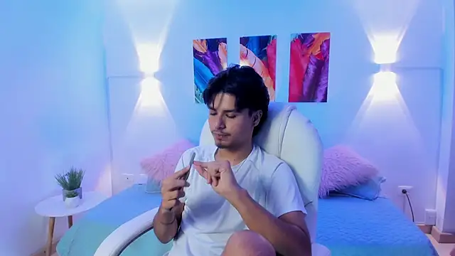 MathewAdams online show from September 2025 06:29:02 PM