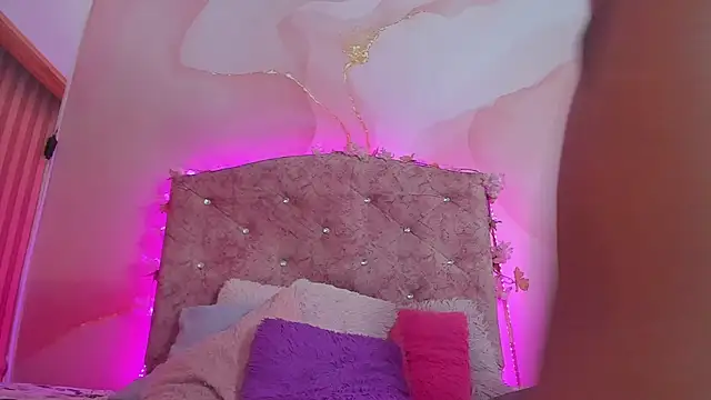 emily  sweet   online show from November 2025 02:59:01 AM