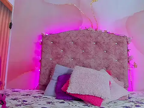 emily  sweet   online show from November 2025 03:10:01 AM