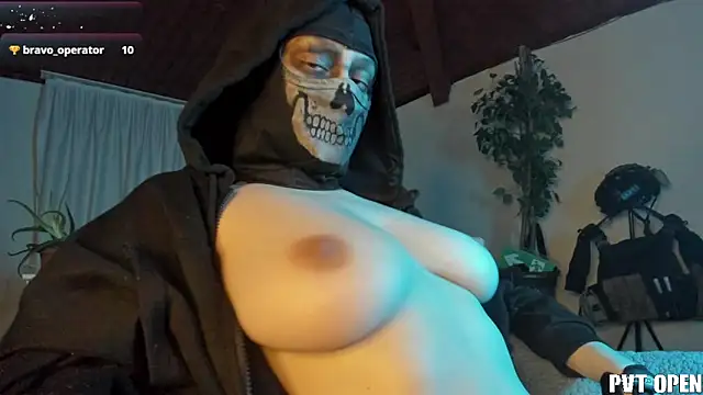 Snapshot of cos_operator chatting on February 2026 06:19:02 PM cos operator online show from February 2026 06:19:02 PM