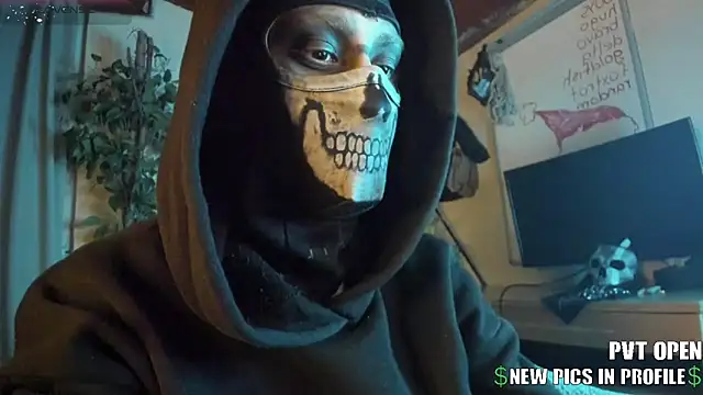 Snapshot of cos_operator chatting on January 2026 08:23:01 PM cos operator online show from January 2026 08:23:01 PM