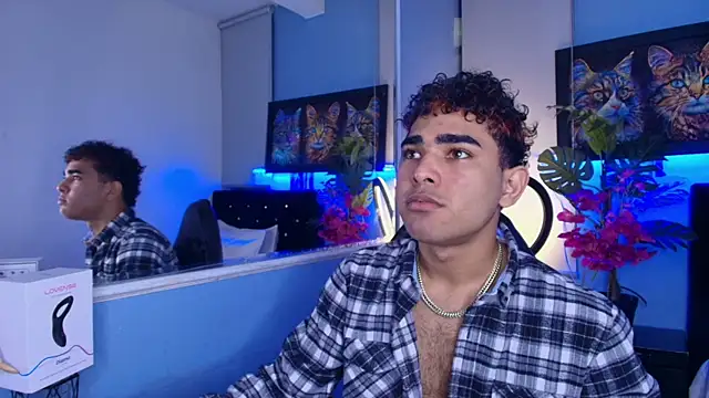 LucasCarterr  online show from November 2025 04:49:02 AM