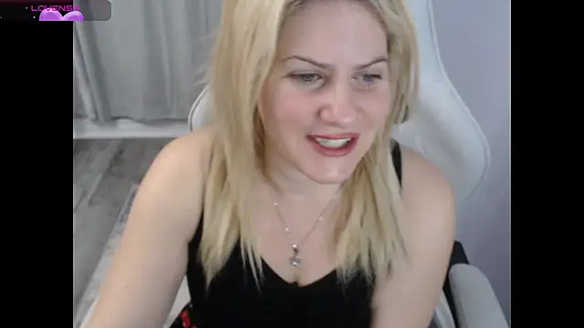 BellaStar84 online show from October 2025 08:37:01 AM