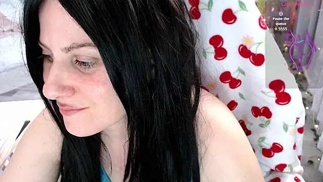 BellaStar84 online show from April 2026 03:02:02 PM