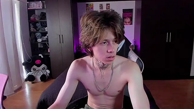 Snapshot of xIce_Boy chatting on March 2026 01:55:01 PM xIce Boy online show from March 2026 01:55:01 PM