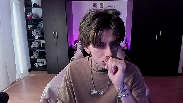 Snapshot of xIce_Boy chatting on February 2026 02:26:02 PM xIce Boy online show from February 2026 02:26:02 PM