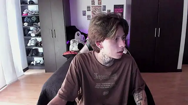 Snapshot of xIce_Boy chatting on February 2026 01:54:01 PM xIce Boy online show from February 2026 01:54:01 PM