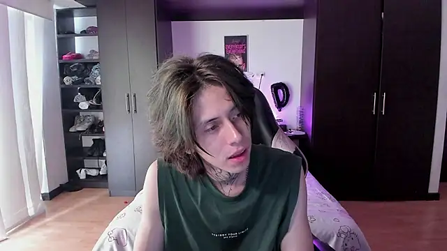 Snapshot of xIce_Boy chatting on January 2026 01:48:02 PM xIce Boy online show from January 2026 01:48:02 PM