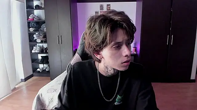 Snapshot of xIce_Boy chatting on February 2026 01:38:02 PM xIce Boy online show from February 2026 01:38:02 PM