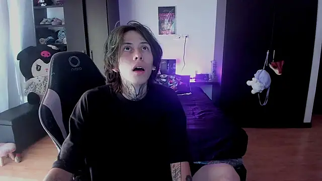 Snapshot of xIce_Boy chatting on January 2026 04:14:02 PM xIce Boy online show from January 2026 04:14:02 PM