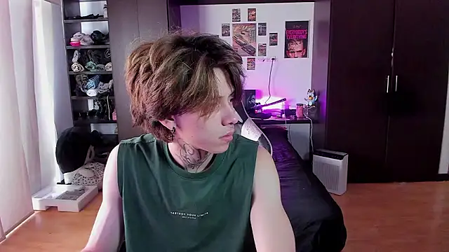 Snapshot of xIce_Boy chatting on March 2026 02:33:01 PM xIce Boy online show from March 2026 02:33:01 PM